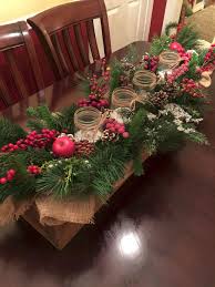 55 Easy Diy Christmas Centerpiece Ideas Decorapartment Diy Christmas Table Christmas Table Decorations Christmas Table Decorations Centerpiece