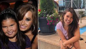 Born on 20 th august 1992 in albuquerque, new mexico, demi lovato's father (patrick martin lovato) is a famous musician and engineer, and her mother (dianna de la garza) is a dallas cowboys cheerleader and has one sister named dallas. Demi Lovato Family Ex Boyfriend Parents Siblings And Half Siblings Familytron