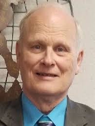 Randall Oakley's Instagram, Twitter & Facebook