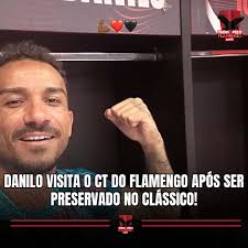 Preservado contra o Vasco, por conta do gramado sintético,Danilo foi hoje  ao CT do Flamengo e registrou o momento. 💪❤️🖤 🗞️Divulgação/instagram  #fla #flamengo