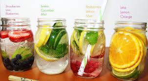 Dimakan langsung belimbing juga bisa dibuat infused water alias air rendaman belimbing. Urban Food Bersihkan Tubuh Dari Racun Dengan Infused Water Okezone Lifestyle