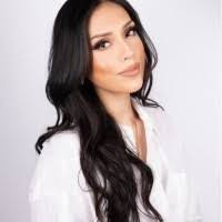 Lupe Deleon's Instagram, Twitter & Facebook