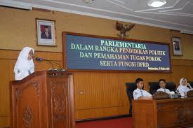 Penyalur aspirasi rakyat, sebagai lembaga legislatif, membantu presiden dalam beberapa urusan pemerintahan. Dprd Gelar Kegiatan Pendidikan Politik Untuk Siswa Slta Dewan Perwakilan Rakyat Daerah