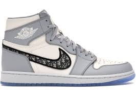 White dior oblique canvas with multicolor motif. Jordan 1 Retro High Dior Cn8607 002