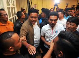 Pemilihan pkr negeri sembilan dan melaka berlangsung semalam dengan negeri sembilan melibatkan lapan cabang dan jumlah anggota layak mengundi ialah 14,788. Bernama E Undi Pkr Pulau Pinang Mahu Parti Beri Penjelasan