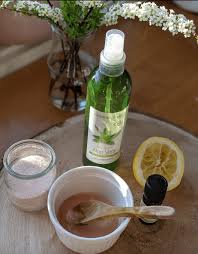 Irritation du cuir chevelu si effectué trop souvent. Gommage Maison 4 Recettes Naturelles Pour Etre Douce De La Tete Aux Pieds Laila Bel Coach Sante Pour Les Mamans