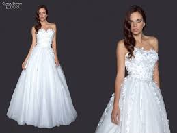 Lo stesso grafico fornisce un campionario dell'interesse su. Abiti Da Sposa La Linea Claudio Di Mari 2015 Panorama Sposi
