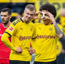 Nachdem borussia dortmund und der fc bayern münchen in der bundesliga bereits gegen den ball getreten haben, kommt es im dfl supercup zum ersten direkten hoch antizipierten. I M Respectful Chelsea And Manchester City Linked Erling Haaland On Dortmund Wanting To Keep Him