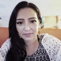 40+ perfiles de «Amalia González»