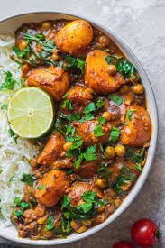 Easy Vegan Potato Curry Gluten Free Earth Of Maria Recipe Potato Curry Vegetarian Recipes Vegan Dinners
