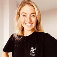 1300+ ".... Silke" profiles