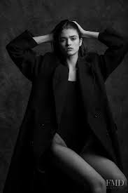 Black And White Fashion Photoshoot Photo Of Fashion Model Alexandra Maria Micu Id 573288 Models The Fmd Lovefmd Fashion Photography Poses Model Photography Photoshoot Concept