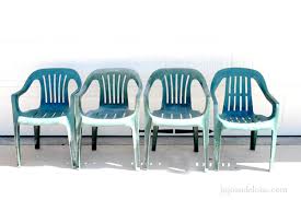 Bring New Life To Your Old Plastic Chairs With Krylon Spray Paint Plastic Chair Painting Plastic Chairs Chair