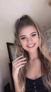 Can you combine three photos of friends who have passed into one picture?