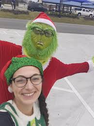 Be kind to outdoor workers during hot days