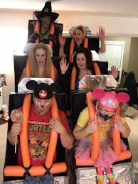 Gruppen Kostume Selber Machen Die Besten Diy Ideen 2020 Maskerix De Kostume Selber Machen Tolle Halloween Kostume Halloween Kostum Selber Machen