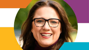 Lauren Eccleston's Instagram, Twitter & Facebook