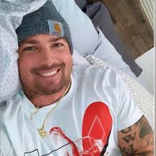 I'm 9 month's #sober I dare to say I had a perfect holiday season with my  loved ones 🥹💜✨️‼️📍 I cannot wait to see what the new year has in-store  for me