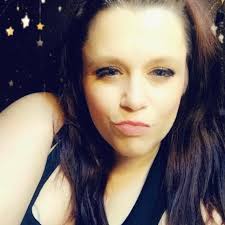 When this guy adopted a pittie from a shelter, he met another pit bull who  had been waiting there for 105 days. He went home with his new pup but  couldn't stop