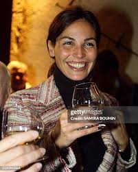 9,208 Samira Stock Photos, High-Res Pictures, and Images