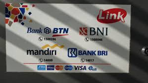 Bank syariah mandiri mulai tumbuh sebagai bank yang memadupadankan antara keharmonisasi idealisme dalam usaha serta. Daftar Kode Bank Seluruh Indonesia Untuk Transfer Uang