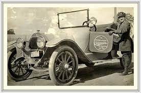 Adventure 1915 Amanda Preuss Who Drove Coast To Coast Over The Lincoln Highway In 1916 Setting A Record 1915 Oldsmobile Lincoln Highway Oldsmobile Photo