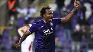 Percy muzi tau is a south african professional footballer who plays for premier league club brighton & hove albion and the south african nat. Africa Live Facebook Bans Museveni Linked Accounts Ahead Of Poll Bbc News