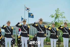 The nc state university police department is the first responder to campus emergencies, patrols university property, investigates crimes, delivers safety education programs on campus and enforces north carolina law. Police University Charms With Sweet And Salty Synergies Kdramadiary