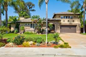 Home For Sale 3572 Avenida Pantera Carlsbad Ca 92009 1 748 888 00 Mls 170049107 Carlsbad House Styles Elegant Homes