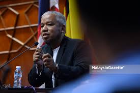 Sebelum memulakan siri senaman kegel, anda perlulah mengetahui atau mengesan otot yang berkaitan terlebih dahulu iaitu otot dasar pelvis. Mati Pucuk Gara Gara Terkena Ilmu Sihir