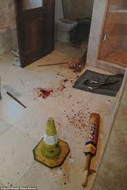 In the video, his nigerian friends can be heard crying and lamenting in igbo language about the increasing rate of killing of citizens in south africa as they asked what is happening in the country. Police Photographer Reveals How Oscar Pistorius Crime Scene Haunts Him Daily Mail Online