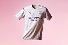 Featuring the iconic blue colouring, but with purple accents inspired by city's club palette, puma puts a youthful, standout spin on a classic kit. Ø£Ø¬Ø±Ø© Ø´ÙŠØ¦Ø§ Ù…Ø§ Ø¥Ø·Ø§Ø± Ø§Ù„Ø¹Ù…Ù„ 2020 Man City Jersey Cabuildingbridges Org