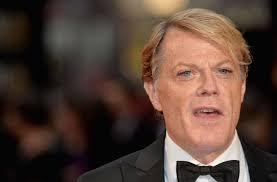 They then discover that they can't leave until they find true love.. Comedy Im Club Wizemann Eddie Izzard Flucht Auf Deutsch Ausgefuckingzeichnet Kultur Stuttgarter Zeitung