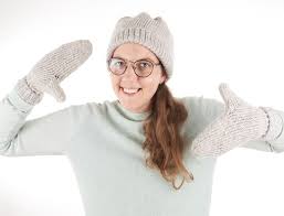 Currently, the best knitting needle set is the knitter's pride karbonz. How To Knit Mittens In The Round Free Pattern Knitting With Chopsticks