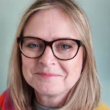 Amanda Duerden's Instagram, Twitter & Facebook