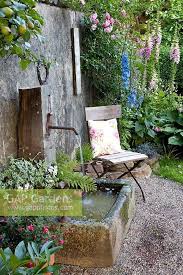 Www Gapphotos Com Images Largewebpreview 0173 0173143 Jpg Outdoorfaucets Water Features In The Garden Cottage Garden Design Diy Garden