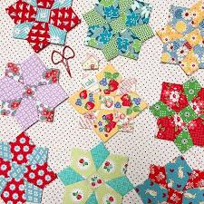 I Need To Make A Decision About The Joining Colors For My Quatrocolour Block Paper Piecing Quilts Sue Daley English Paper Piecing English Paper Piecing Quilts