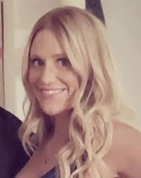 Ashley Hennessy's Instagram, Twitter & Facebook