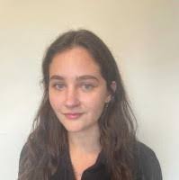 Andrea Blakeman's Instagram, Twitter & Facebook