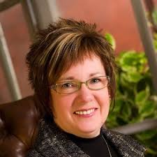 Roberta Graham's Instagram, Twitter & Facebook