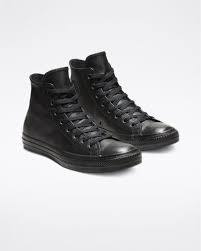 Converse's hike shoes put an unexpected twist on your everyday high. Chuck Taylor All Star Leather Unisex High Top Shoe Converse Com