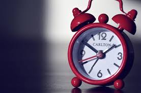 What's the best way to wake up early? Student Pocket Guide Tips To Help You Wake Up Early In The Morning