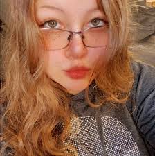 Katie Cato's Instagram, Twitter & Facebook