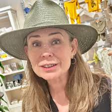 Has anyone used a carrier with American Airlines?