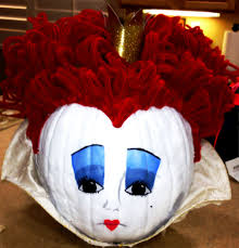 1st Place Winner Pumpkin Contest Queen Of Hearts Pumpkin Decorating Contest Halloween Pumpkins Carvings Halloween Crafts
