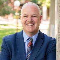 Cathy Loftus's Instagram, Twitter & Facebook