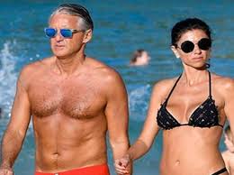 Dal 1 luglio il terzino sarà di nuovo a torino, per iniziare la sua carriera in bianconero, come un sogno che diventa realtà. Wags Italia Chi Sono Jessica Malena Martina Maccari E Le Altre Mogli Degli Azzurri Corriere It