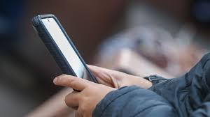 Prefiere quedarse sin línea antes que registrar su celular por temor al manejo de sus datos