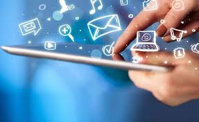 In anul 2011, philpippe guilet a dedicat pentru romania o colectie „100% couture, 100% moderna, 100% romaneasca, cu artizani si artisti romani. 29 Octombrie Ziua InternaÈionalÄ A Internetului Romania A Intrat In Era Internetului In 1999 Ziarul Unirea