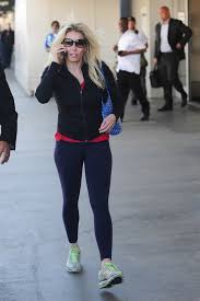 Chelsea Handler Zip Up Jacket Chelsea Handler Tops Lookbook Stylebistro Discussion in 'star style' started by petitlapinvegan, aug 1, 2008.